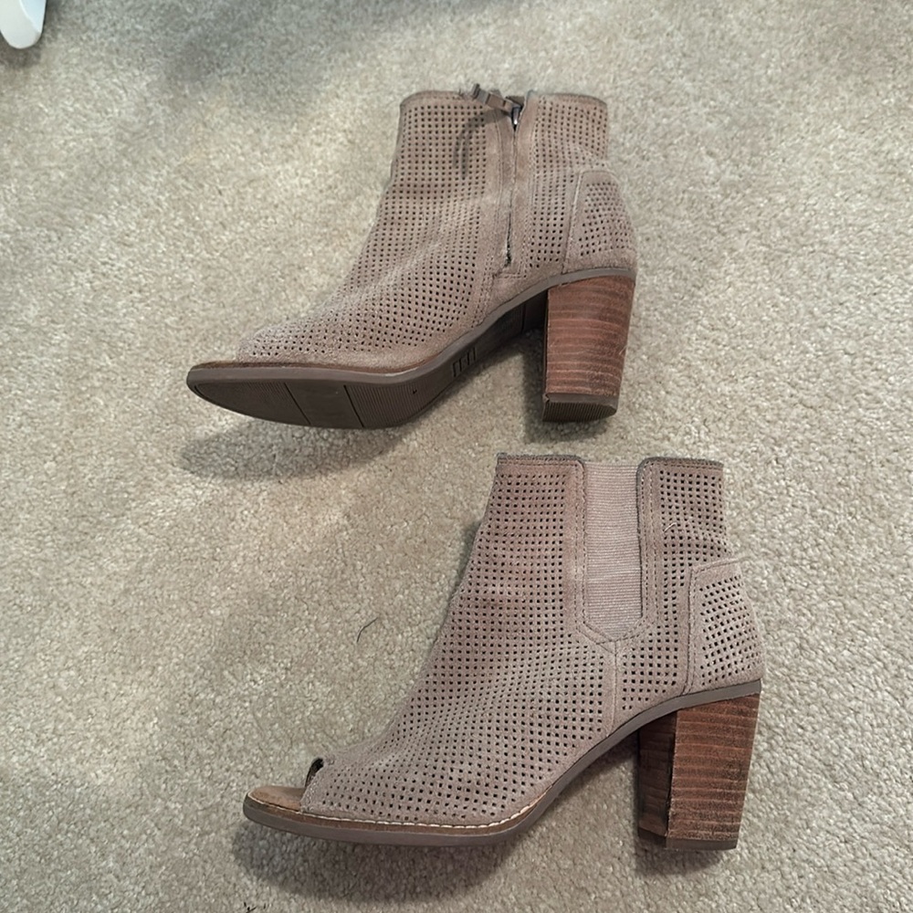 Tom’s open toe perforated booties